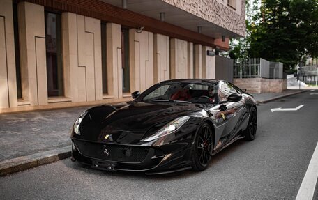 Ferrari 812, 2021 год, 68 500 000 рублей, 16 фотография