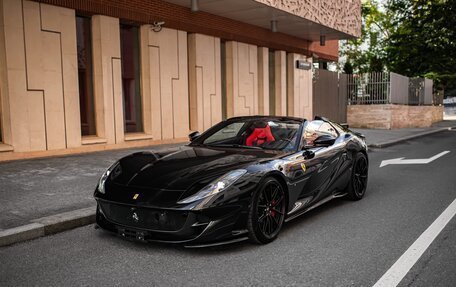 Ferrari 812, 2021 год, 68 500 000 рублей, 8 фотография