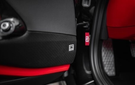 Ferrari 812, 2021 год, 68 500 000 рублей, 25 фотография