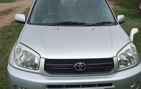 Toyota RAV4, 2003 год, 970 000 рублей, 8 фотография