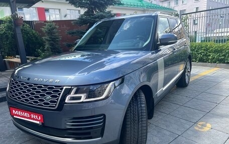 Land Rover Range Rover IV рестайлинг, 2018 год, 7 650 000 рублей, 3 фотография