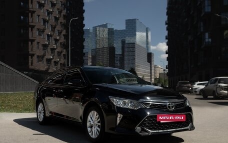 Toyota Camry, 2014 год, 1 790 000 рублей, 4 фотография