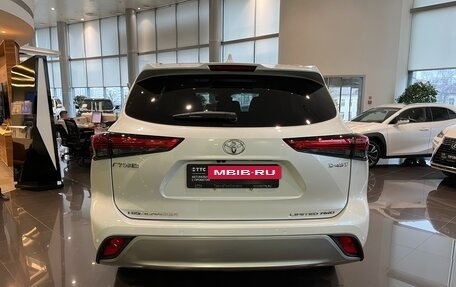 Toyota Highlander, 2025 год, 5 849 000 рублей, 6 фотография