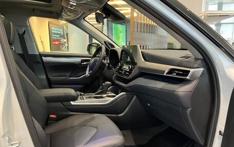 Toyota Highlander, 2025 год, 5 849 000 рублей, 13 фотография