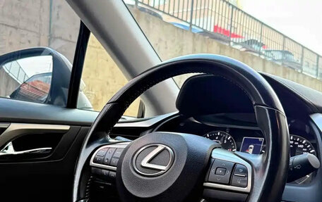 Lexus RX IV рестайлинг, 2021 год, 3 640 000 рублей, 9 фотография