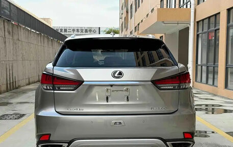 Lexus RX IV рестайлинг, 2021 год, 3 640 000 рублей, 12 фотография