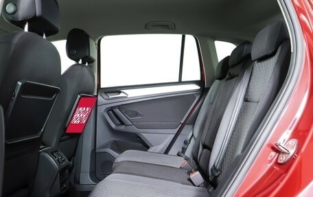 Volkswagen Tiguan II, 2020 год, 2 090 000 рублей, 12 фотография