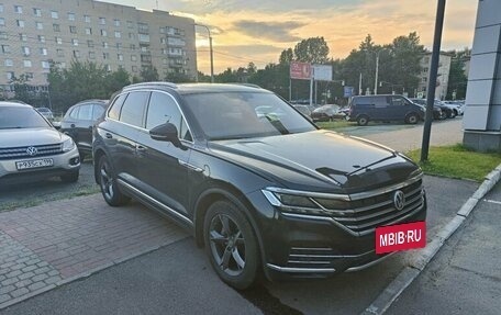 Volkswagen Touareg III, 2020 год, 3 885 000 рублей, 2 фотография