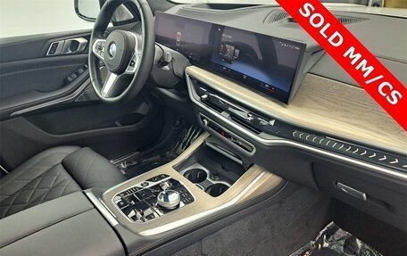 BMW X7, 2022 год, 9 452 948 рублей, 15 фотография