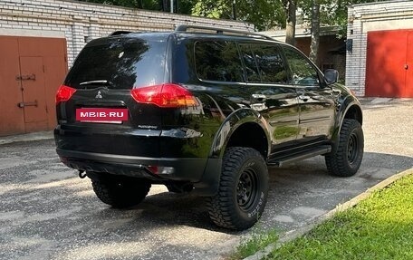Mitsubishi Pajero Sport II рестайлинг, 2013 год, 2 850 000 рублей, 3 фотография