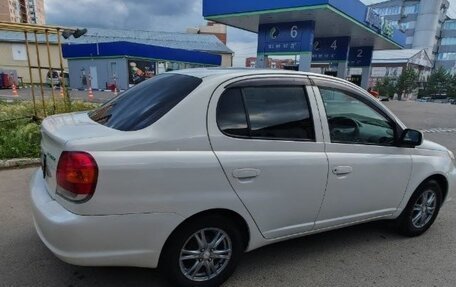Toyota Platz, 2005 год, 550 000 рублей, 2 фотография
