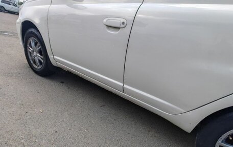 Toyota Platz, 2005 год, 550 000 рублей, 5 фотография