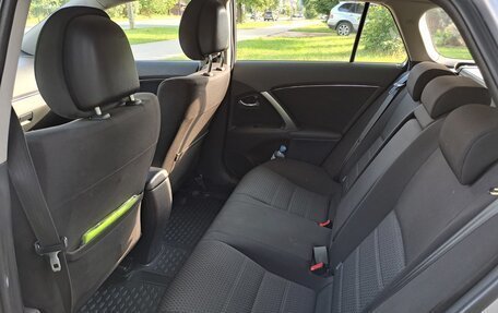 Toyota Avensis III рестайлинг, 2012 год, 1 690 000 рублей, 8 фотография