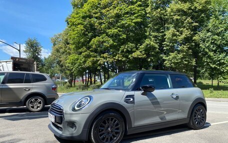 MINI Hatch, 2019 год, 2 400 000 рублей, 3 фотография