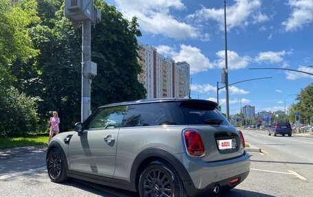 MINI Hatch, 2019 год, 2 400 000 рублей, 4 фотография
