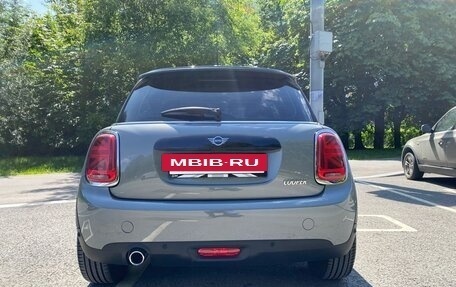 MINI Hatch, 2019 год, 2 400 000 рублей, 5 фотография