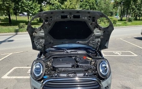 MINI Hatch, 2019 год, 2 400 000 рублей, 28 фотография