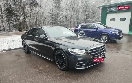 Mercedes-Benz S-Класс, 2021 год, 1 800 000 рублей, 1 фотография