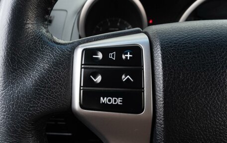 Toyota Land Cruiser Prado 150 рестайлинг 2, 2014 год, 3 799 000 рублей, 14 фотография