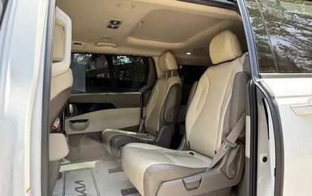 KIA Carnival, 2022 год, 3 900 777 рублей, 8 фотография