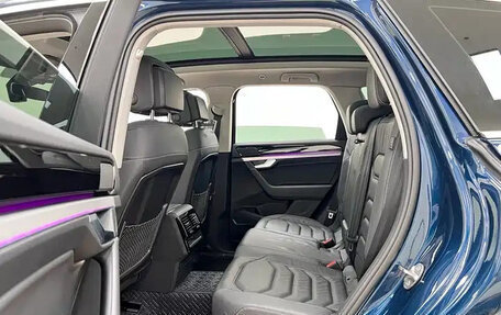 Volkswagen Touareg III, 2021 год, 4 082 055 рублей, 17 фотография