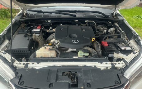 Toyota Hilux VIII, 2016 год, 3 500 000 рублей, 14 фотография