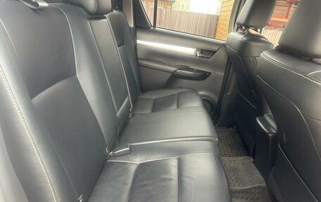 Toyota Hilux VIII, 2016 год, 3 500 000 рублей, 15 фотография
