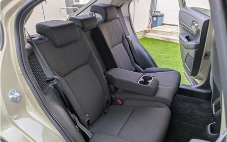 Honda Vezel, 2022 год, 2 050 000 рублей, 19 фотография