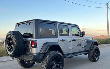 Jeep Wrangler, 2021 год, 4 600 000 рублей, 35 фотография