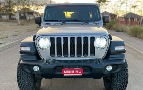 Jeep Wrangler, 2021 год, 4 600 000 рублей, 23 фотография