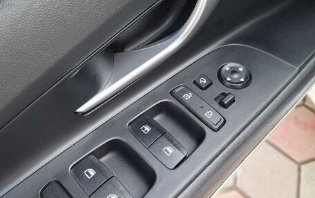 Hyundai Avante, 2020 год, 2 200 000 рублей, 19 фотография
