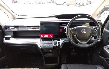 Honda Stepwgn IV, 2020 год, 2 300 075 рублей, 2 фотография