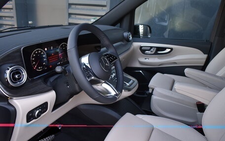 Mercedes-Benz V-Класс, 2024 год, 15 000 000 рублей, 10 фотография