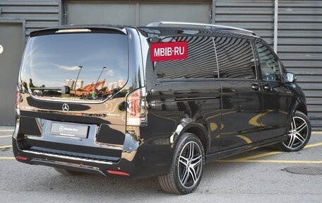 Mercedes-Benz V-Класс, 2024 год, 15 000 000 рублей, 3 фотография