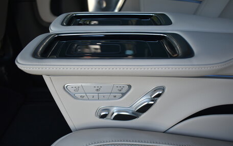 Mercedes-Benz V-Класс, 2024 год, 15 000 000 рублей, 17 фотография