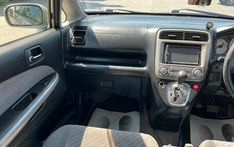Honda Stream I рестайлинг, 2005 год, 729 000 рублей, 15 фотография