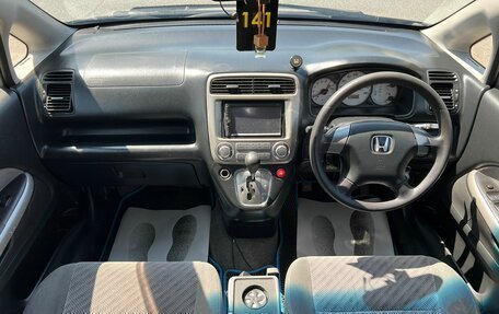 Honda Stream I рестайлинг, 2005 год, 729 000 рублей, 14 фотография