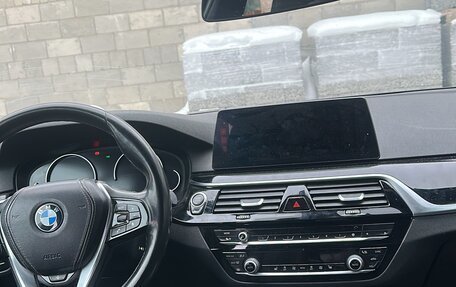 BMW 5 серия, 2017 год, 2 800 000 рублей, 4 фотография