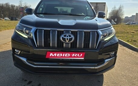 Toyota Land Cruiser Prado 150 рестайлинг 2, 2018 год, 4 400 000 рублей, 7 фотография