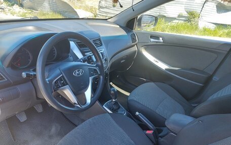 Hyundai Solaris II рестайлинг, 2012 год, 490 000 рублей, 10 фотография