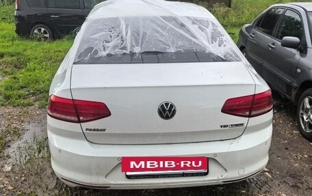 Volkswagen Passat B8 рестайлинг, 2015 год, 1 100 000 рублей, 6 фотография