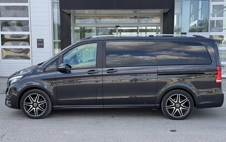 Mercedes-Benz V-Класс, 2019 год, 5 990 000 рублей, 6 фотография