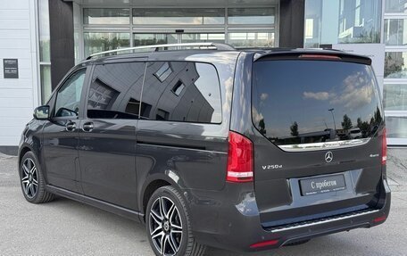 Mercedes-Benz V-Класс, 2019 год, 5 990 000 рублей, 5 фотография