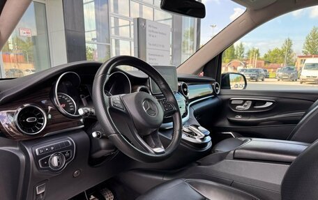 Mercedes-Benz V-Класс, 2019 год, 5 990 000 рублей, 10 фотография
