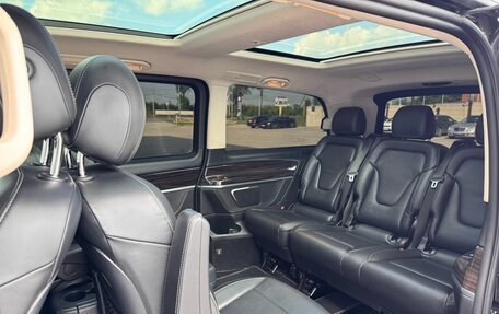 Mercedes-Benz V-Класс, 2019 год, 5 990 000 рублей, 23 фотография