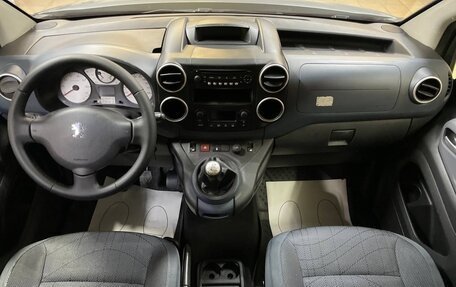 Peugeot Partner II рестайлинг 2, 2011 год, 570 000 рублей, 9 фотография