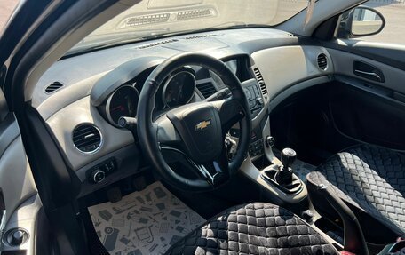 Chevrolet Cruze II, 2012 год, 699 999 рублей, 10 фотография
