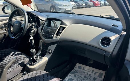 Chevrolet Cruze II, 2012 год, 699 999 рублей, 12 фотография