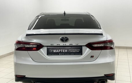 Toyota Camry, 2021 год, 3 474 000 рублей, 5 фотография