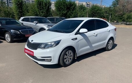 KIA Rio III рестайлинг, 2015 год, 920 000 рублей, 1 фотография